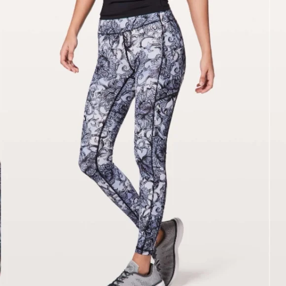 Lululemon Speed Up Tight Floral Print Hanakotoba Starlight Multi 28" Luxtreme - Picture 2 of 8